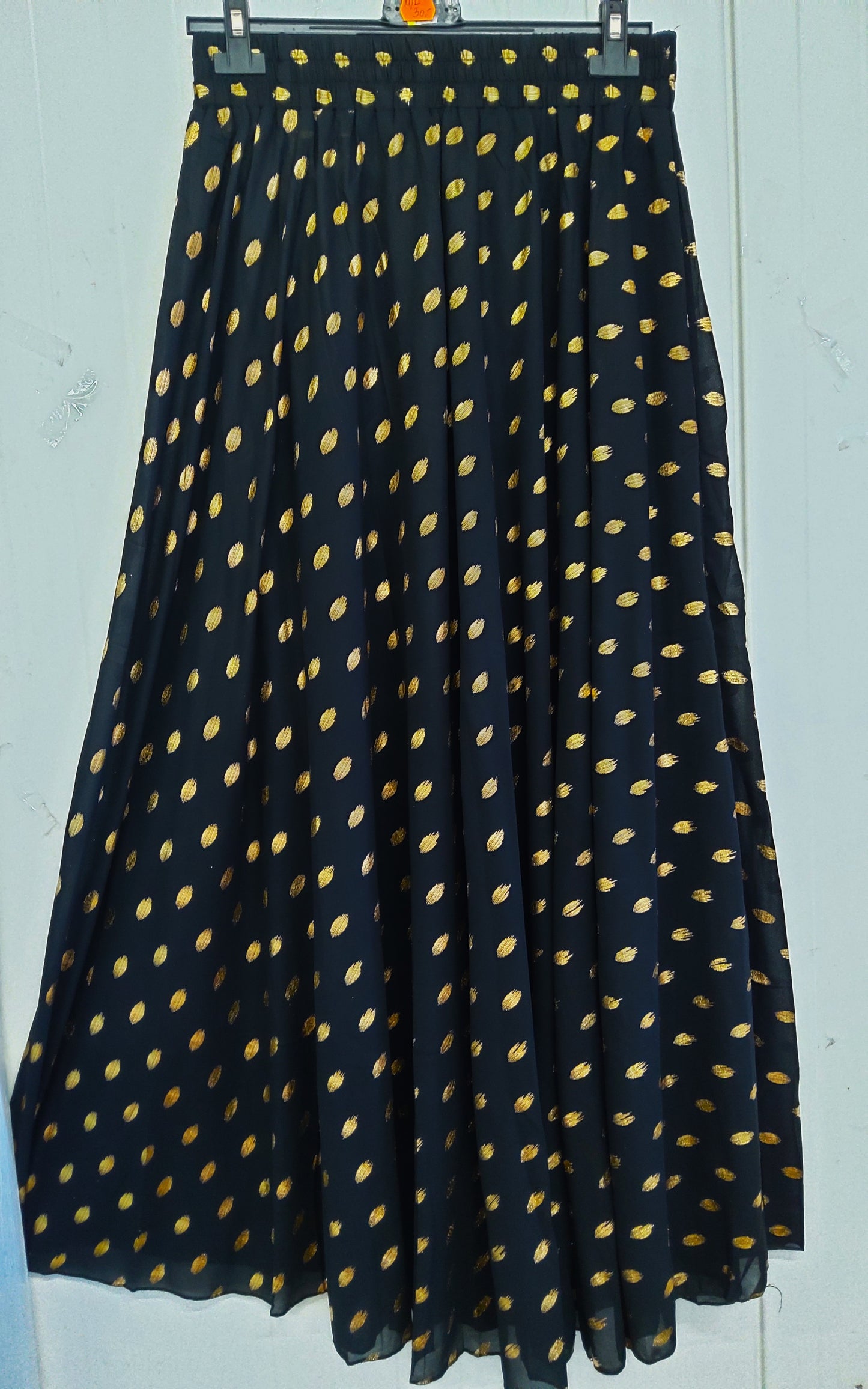 SIFOONIST MAXISEELIKUD KULDSETE TÄPPIDEGA ALUSSEELIKUGA